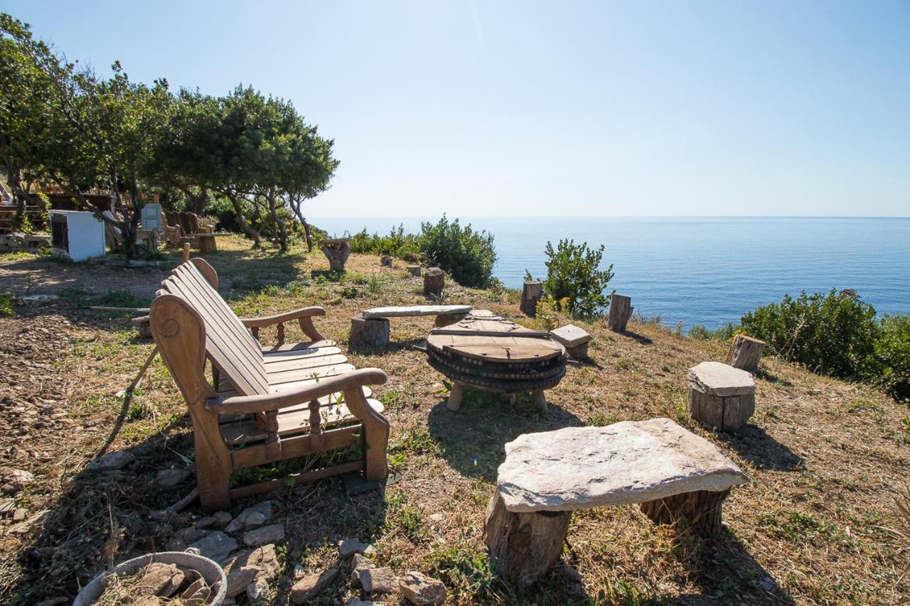 Coin De Paradis Vue Dominante Sur Mer, Montagne Et Tour Genoise Avec Jacuzzi Pino Exteriör bild